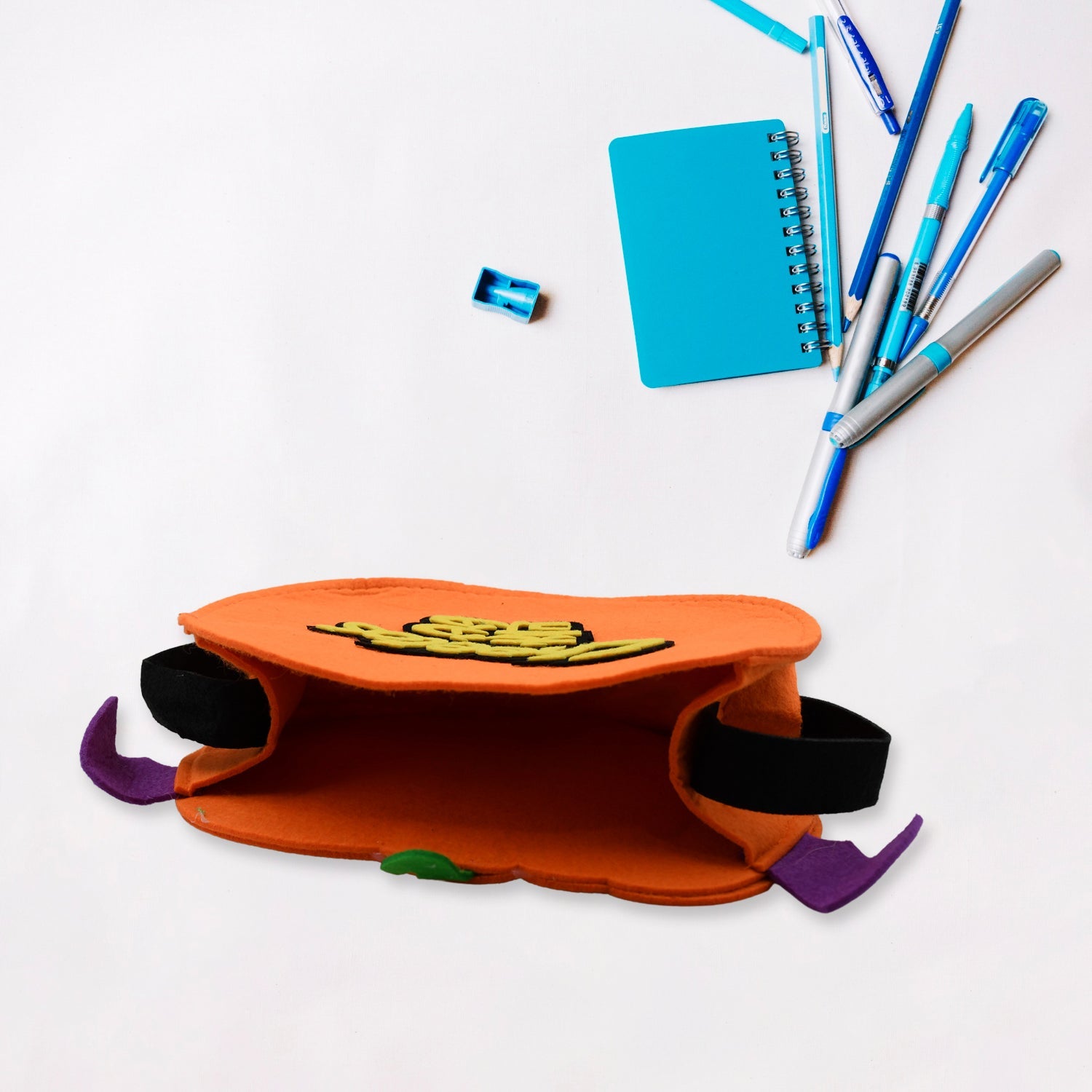 6929 Halloween Pumpkin Bags Non- Woven Candy Bags Trick or Treat Bags Portable Tote Bag Cartoon Goodie Handbag for Halloween Party Favors, Kids Gift Bag 6929 Halloween Pumpkin Bags Non- Woven Candy Bags Trick or Treat Bags Portable Tote Bag Cartoon Goodie Handbag for Halloween Party Favors, Kids Gift Bag
